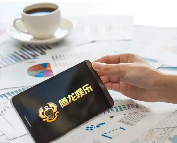 <strong>腾龙公司官网-兰海高速一小车定速巡航故障刹车失灵</strong>